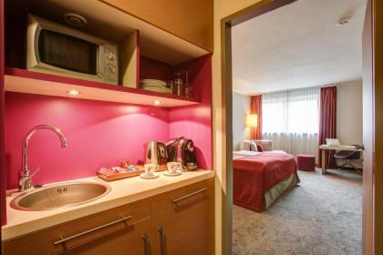 FourSide Hotel & Suites Vienna - image 20