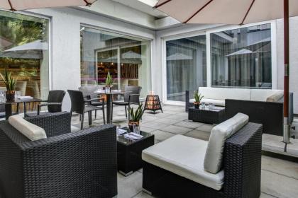 FourSide Hotel & Suites Vienna - image 9